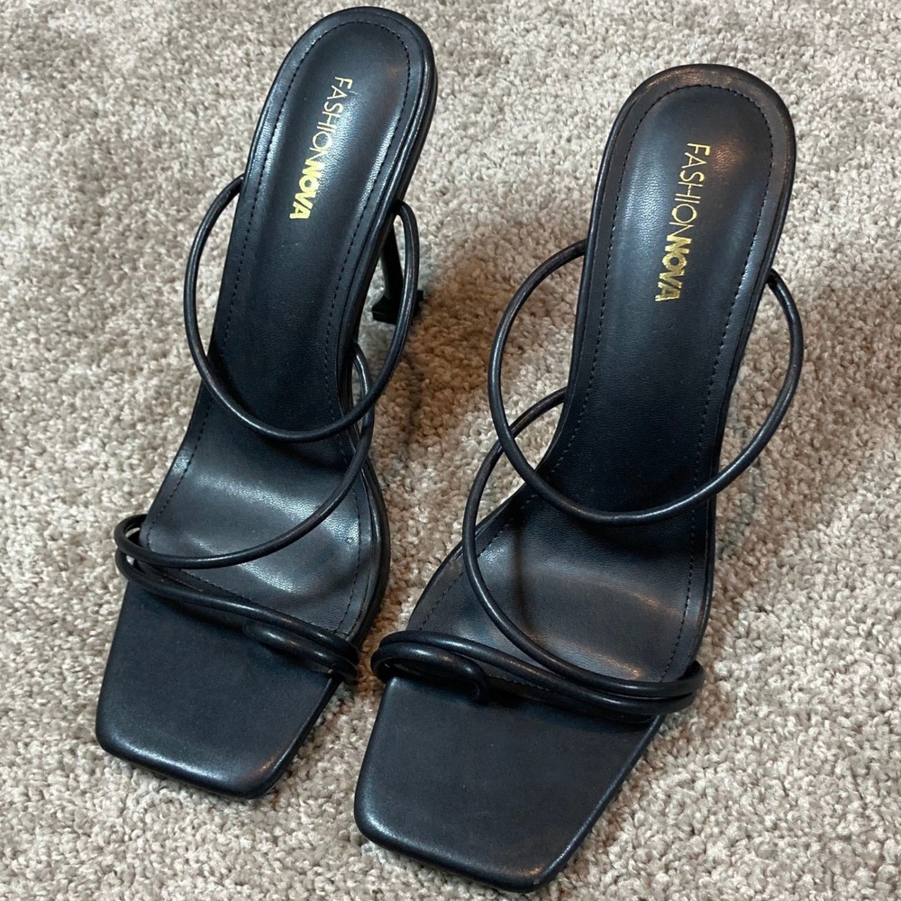 Fashion Nova Women's Heels Size 10‎ Black Slip On Strappy Square Toe Sexy Shoes
